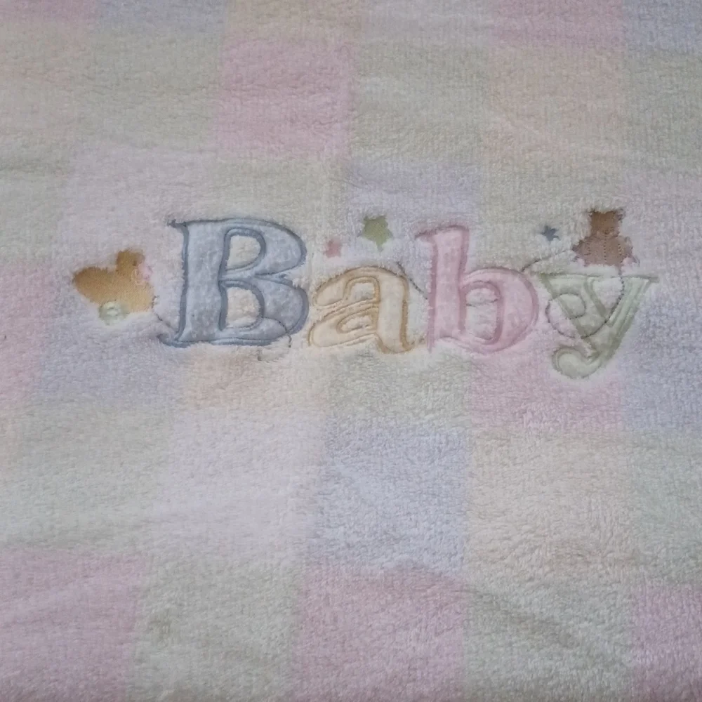 Multi- colored baby blanket - Picture 2 of 2